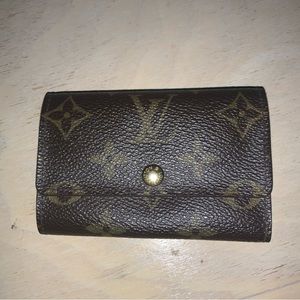 Louis Vuitton 6 Key Holder